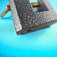 Замок амбарный 80 мм, прямоугольный, серый оптом